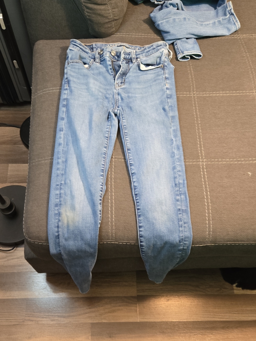 American Eagle Outfitters Light Blue Skinny Jeans